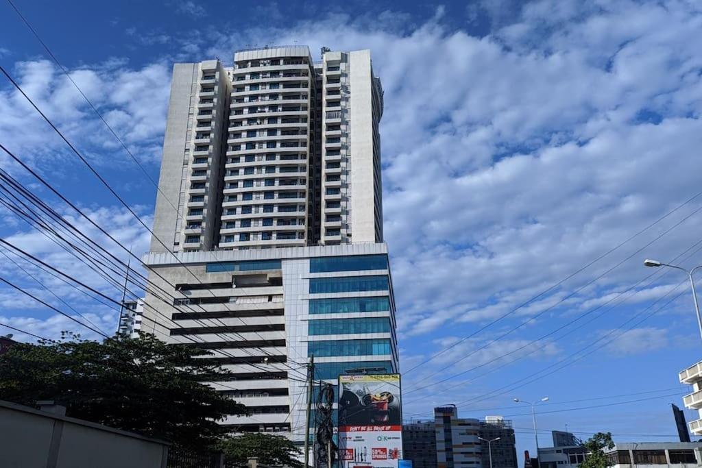 A Lovely Studio Apartment With Gym And Pool Access 다르에스살람 외부 사진